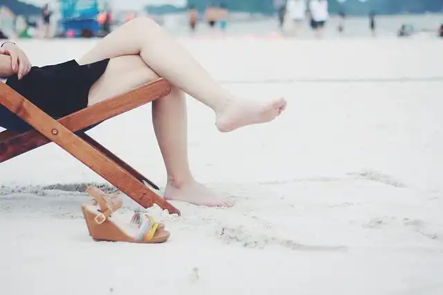 high-chair image