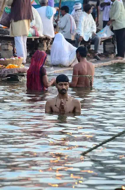 ritual-bath image