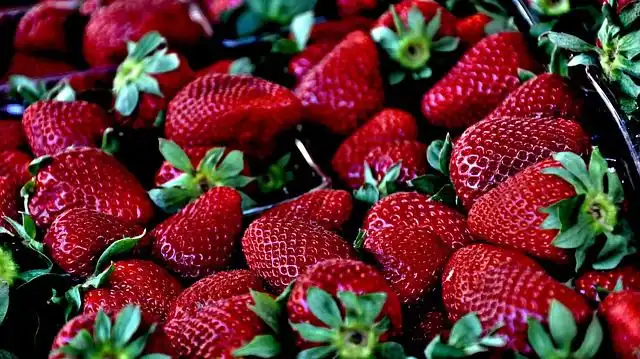 strawberries image